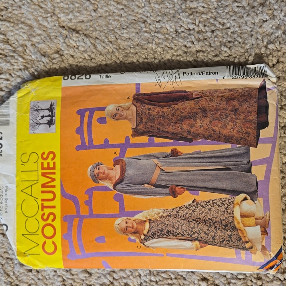 McCall's Costumes #8826